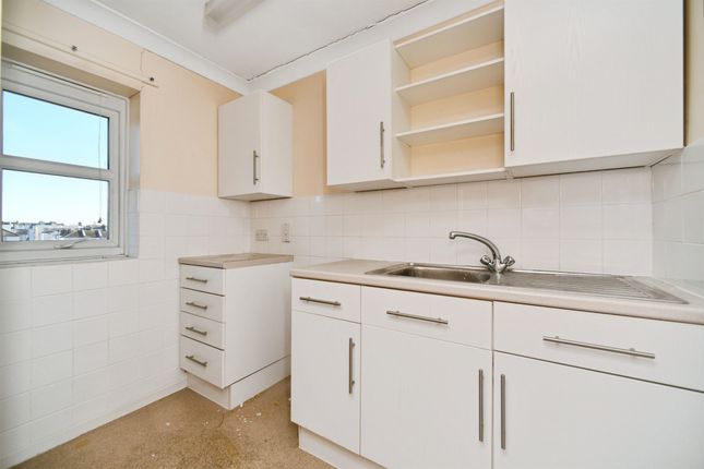 Flat 37, Jacqueline Du Pre Court, Somerset Street, Brighton photo 3