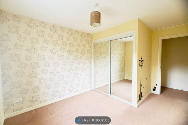 Queens Crescent, Livingston photo 3