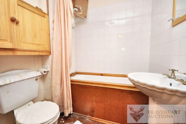 32, George Street, Stranraer photo 3