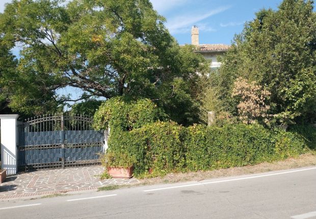 Thumbnail Villa for sale in Chieti, Atessa, Abruzzo, CH66041