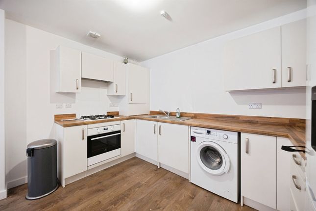 81, Repton Avenue, Ashford photo 3