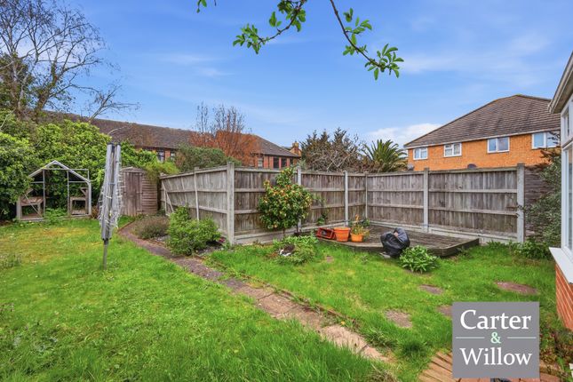 151, Burdetts Road, Dagenham photo 3