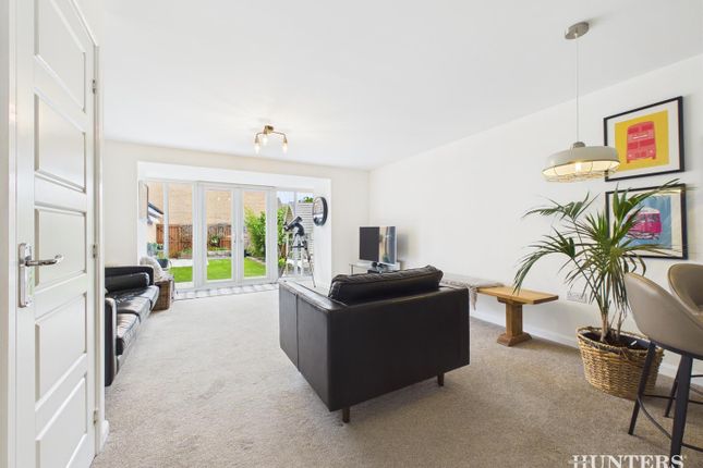 39, Abbotts Way, Consett photo 2