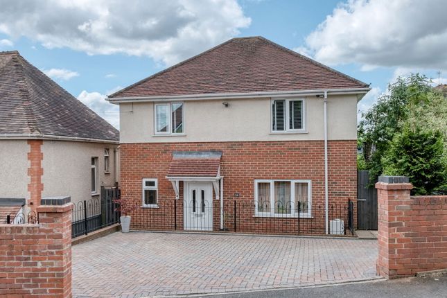 Thumbnail Detached house for sale in Hawthorn Road, Worcester