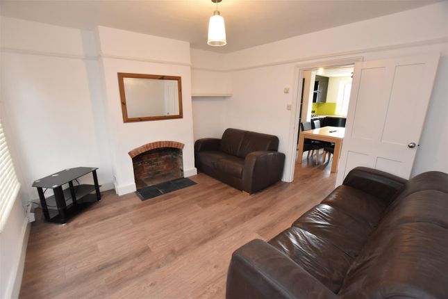 299, Gosbrook Road, Reading photo 4