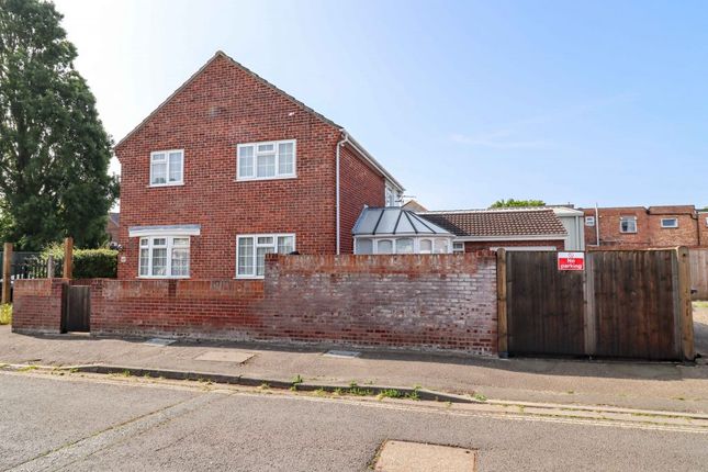 Detached house for sale in Elm Grove, Hayling Island