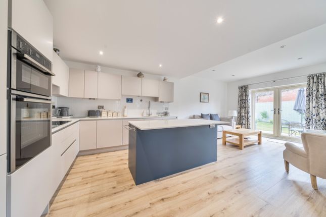 1, Farmers Way, Lincoln photo 2