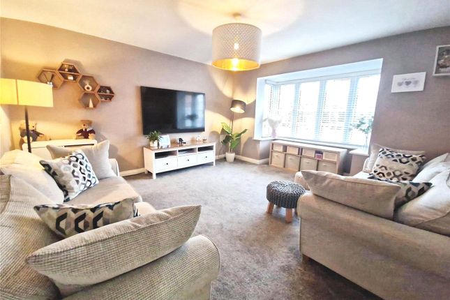 9, Bridgefield Close, Manchester photo 2
