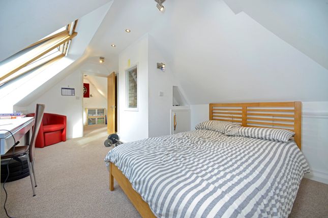 14, West Hill, Godalming photo 3