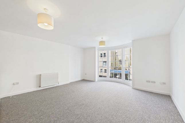 Flat 3, 28-29, Western Road, Hove photo 2
