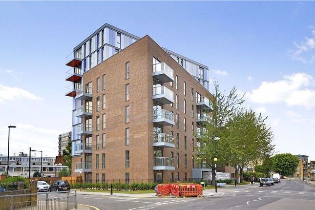 Thumbnail Flat to rent in Moseley Lodge, Docklands