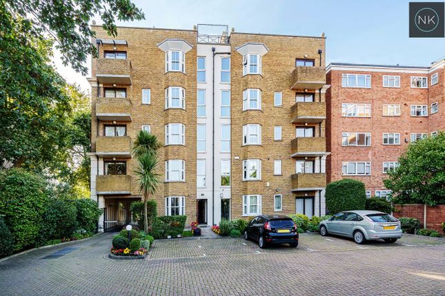 Flat for sale in Orestes Court, Woodford Road, South Woodford, London