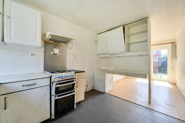 14, Southernby Close, Greater Manchester photo 2