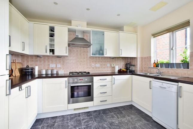 Flat for sale in Burns House, Farriers Way, Chesham