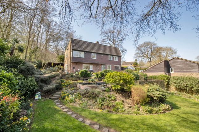 20, Redhill Wood, Longfield photo 2