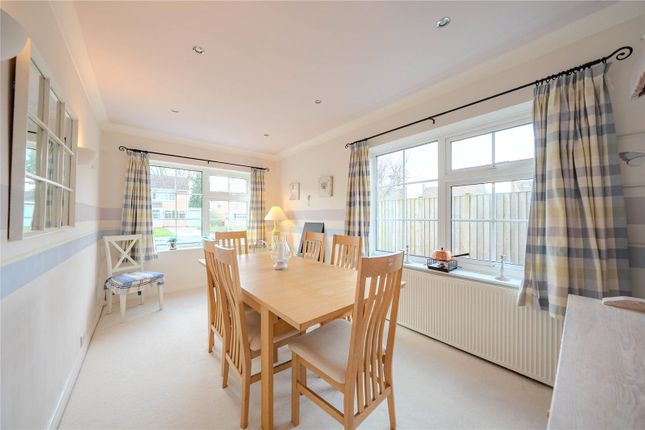 3, Shadwell Park Close, West Yorkshire photo 4