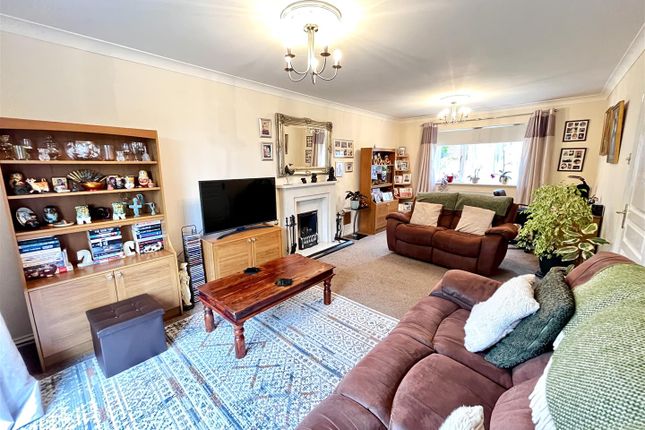 2 Hillview Rise, Park Road, Coleford photo 3