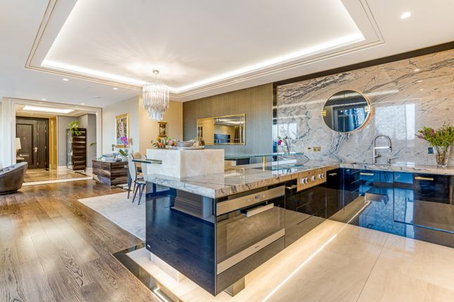Flat for sale in The Strand, Covent Garden