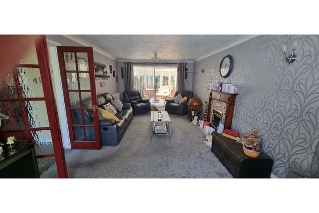 Detached house for sale in Broadwater Lane, Towcester