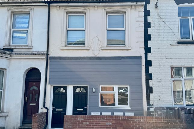 1-bed house on 76, Canterbury Street, Gillingham, £295,000