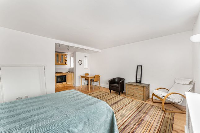 Flat 11, 4, Crane Court, London photo 2