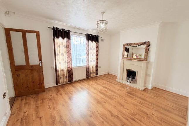 21, Ambleside Road, Nottingham photo 5