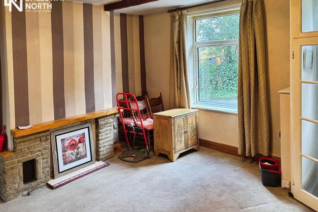 12, Daisy Bank Street, Todmorden photo 2