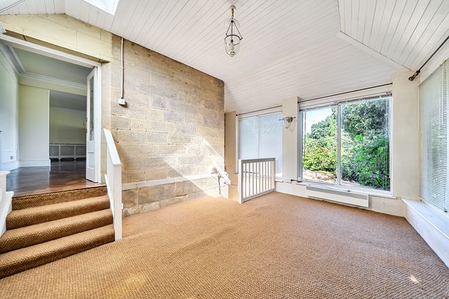 2, Bedales, Lewes Road, Haywards Heath photo 4