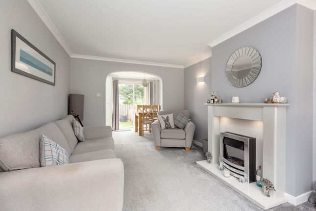 44, Mauricewood Road, Penicuik photo 3