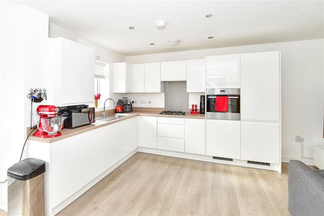 Flat for sale in Daffodil Crescent, Crawley, West Sussex