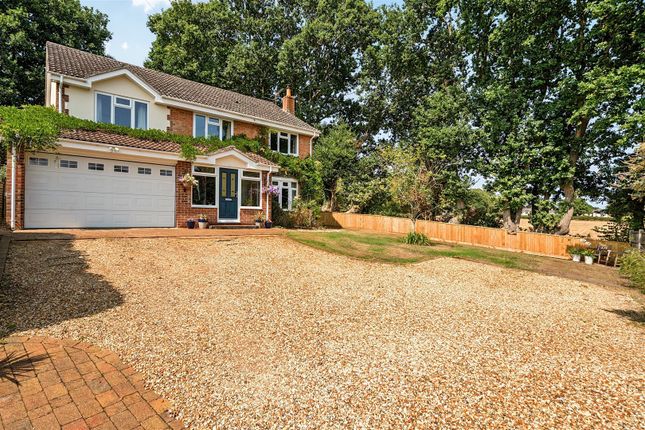 5-bed house on 6, Aggis Farm, Verwood, £625,000