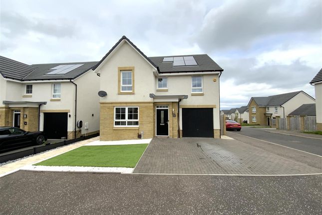 Detached house to rent in Barnfield Wynd, Newton Mearns, Glasgow