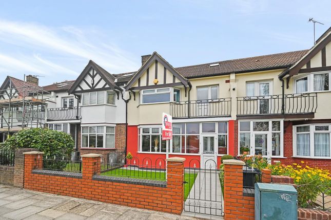 32, Eastfields Road, Acton photo 3