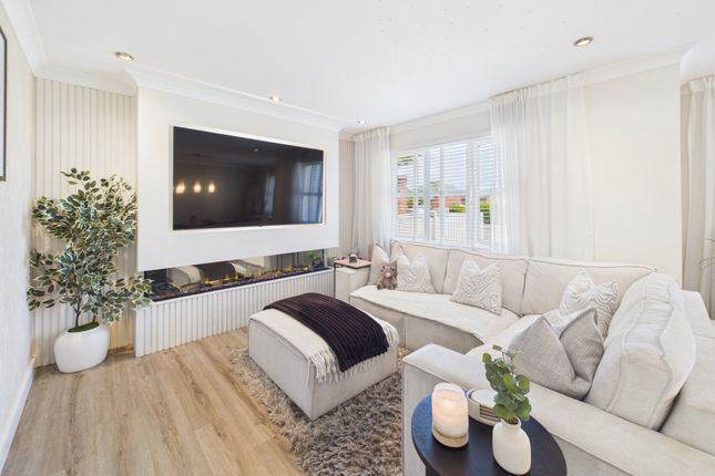 31 Sandpiper Crescent, Coatbridge photo 3