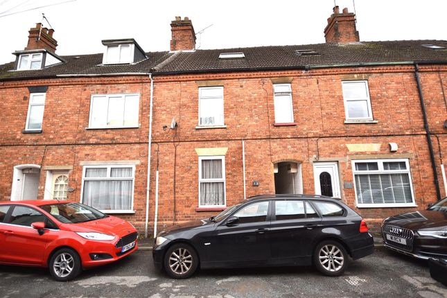 Terraced house for sale in Castle Street, Sleaford