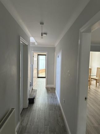 4 Kingsmuir Avenue, Preston photo 4
