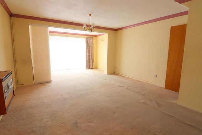 4, Glenfield Road, Luton photo 3