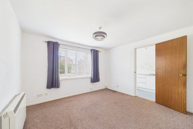 33, Kilmington Close, Bracknell photo 3