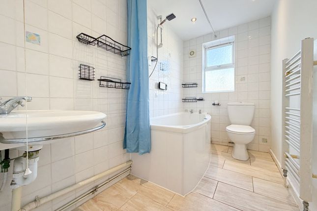 2, Crowley Villas, Swalwell photo 4
