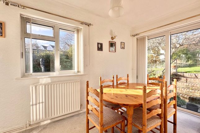 12, Laburnum Gardens, Bexhill-on-Sea photo 4