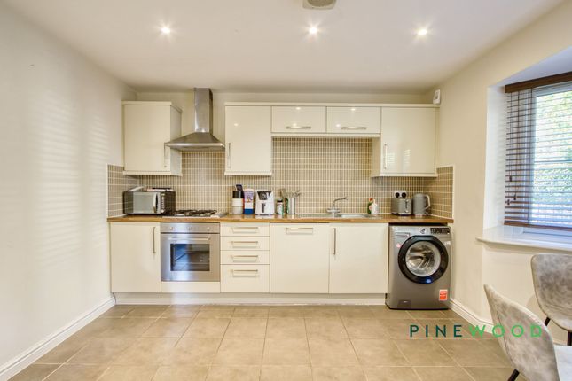 3 Bluebell Walk, Worksop photo 3