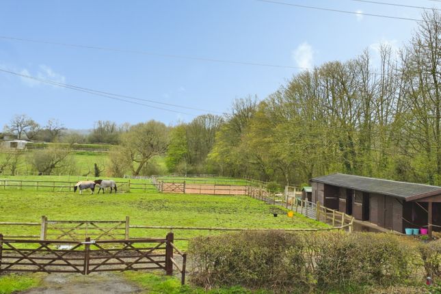 13, Marsh Green Road, Biddulph photo 2