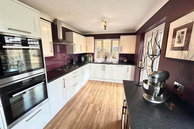 Thumbnail Property for sale in Hempstead Road, Hempstead, Gillingham, Kent