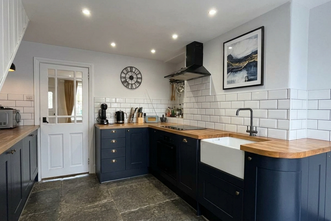 17, Foundry Square,, Crewkerne photo 3