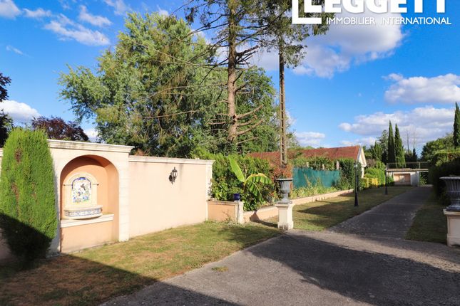 Villa for sale in Mayet, Sarthe, Pays De La Loire