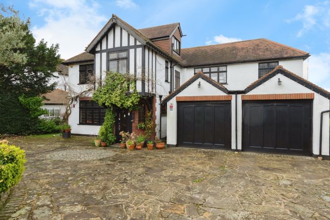 Thumbnail Detached house for sale in Hartley Old Road, Purley