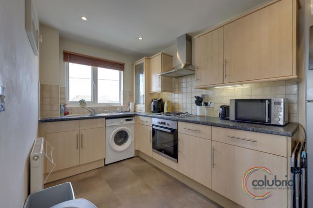 14, Partridge Court, Southend Road, Stanford-le-Hope photo 3