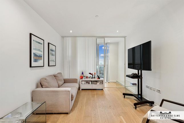 1402 Sky Gardens, 155 Wandsworth Road, London photo 2