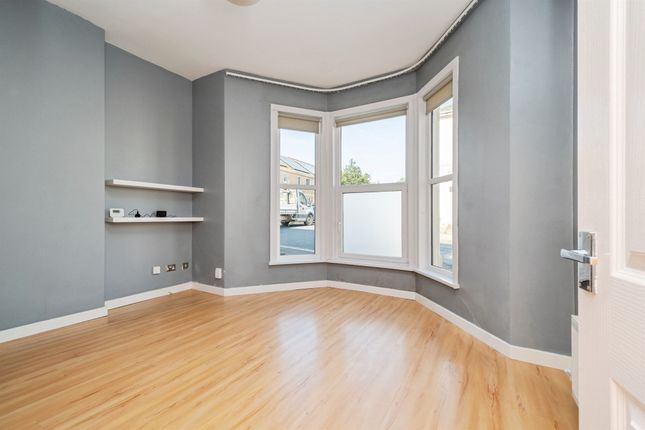Flat C, 27, Mildmay Street, Plymouth photo 4