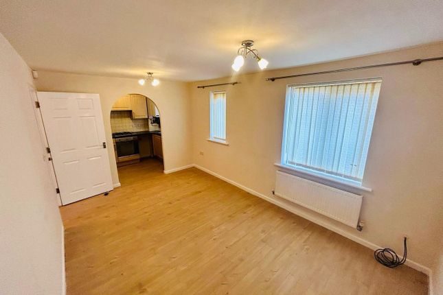 30, Manifold Way, Wednesbury photo 4
